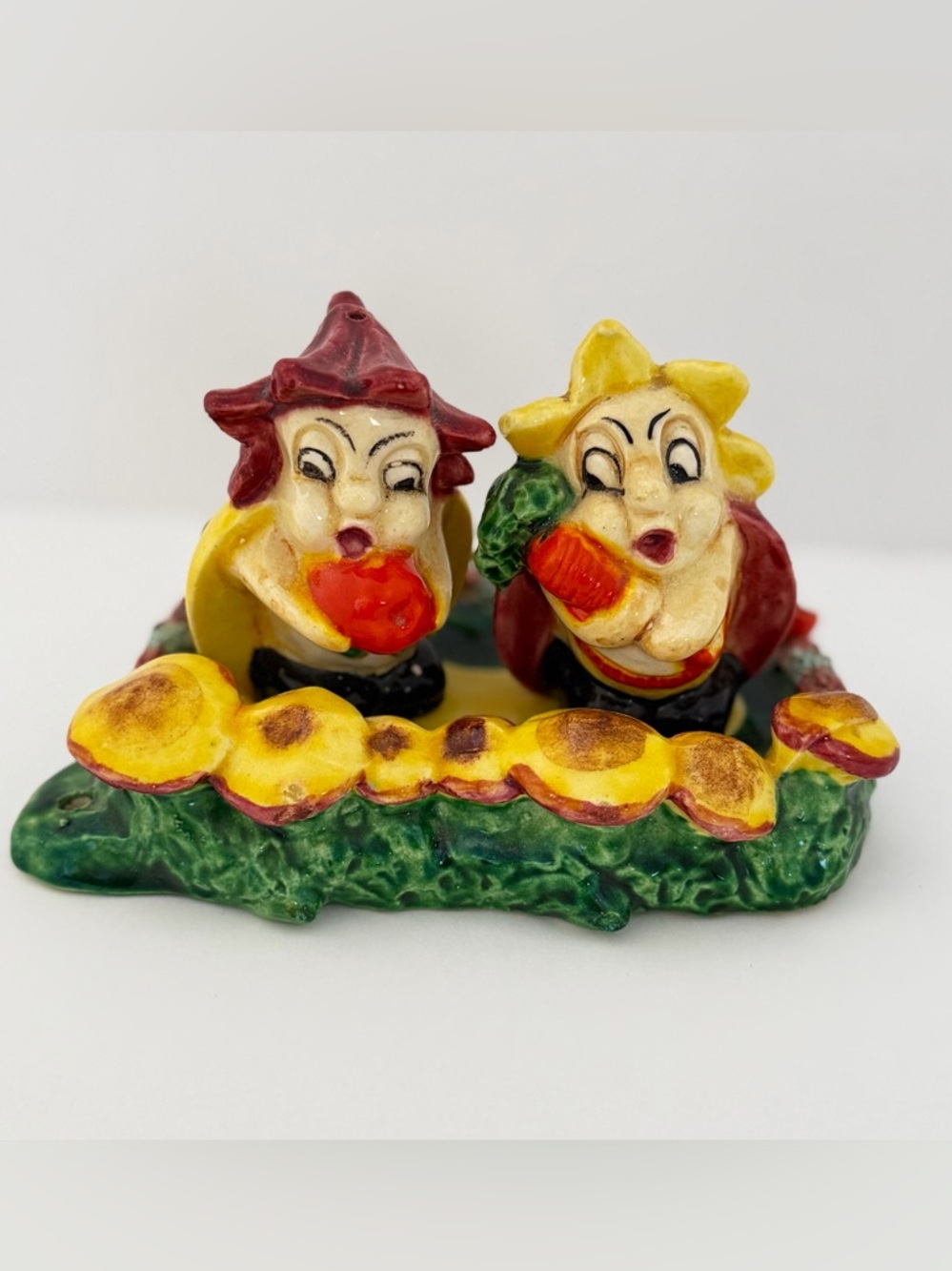 Anthropomorphic Lady Bug Salt and Peper Shakers Tray with Mushrooms Japan